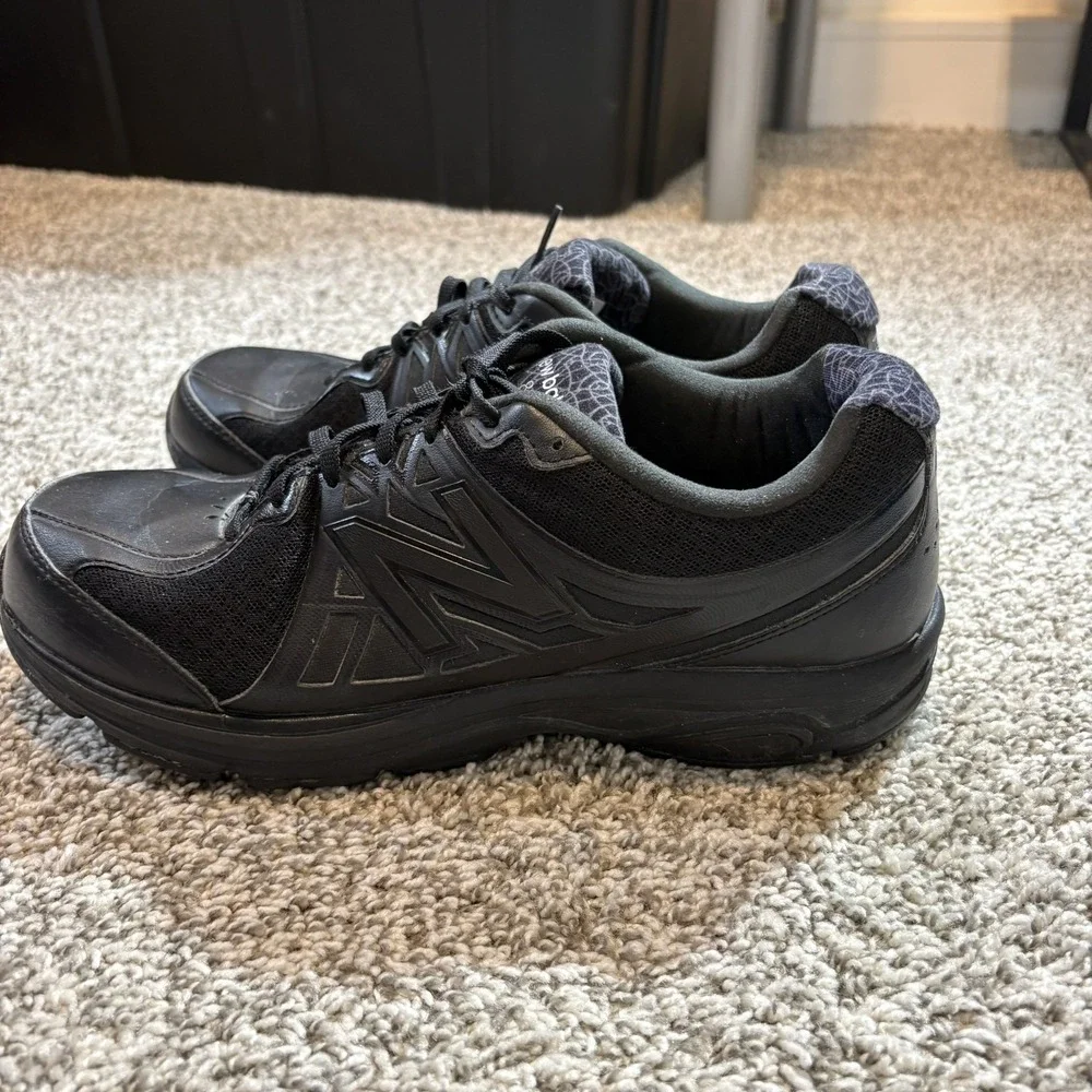 New Balance 847v2 Womens 10 Black Walking Shoes WW847BK2 Rollbar Stability USA